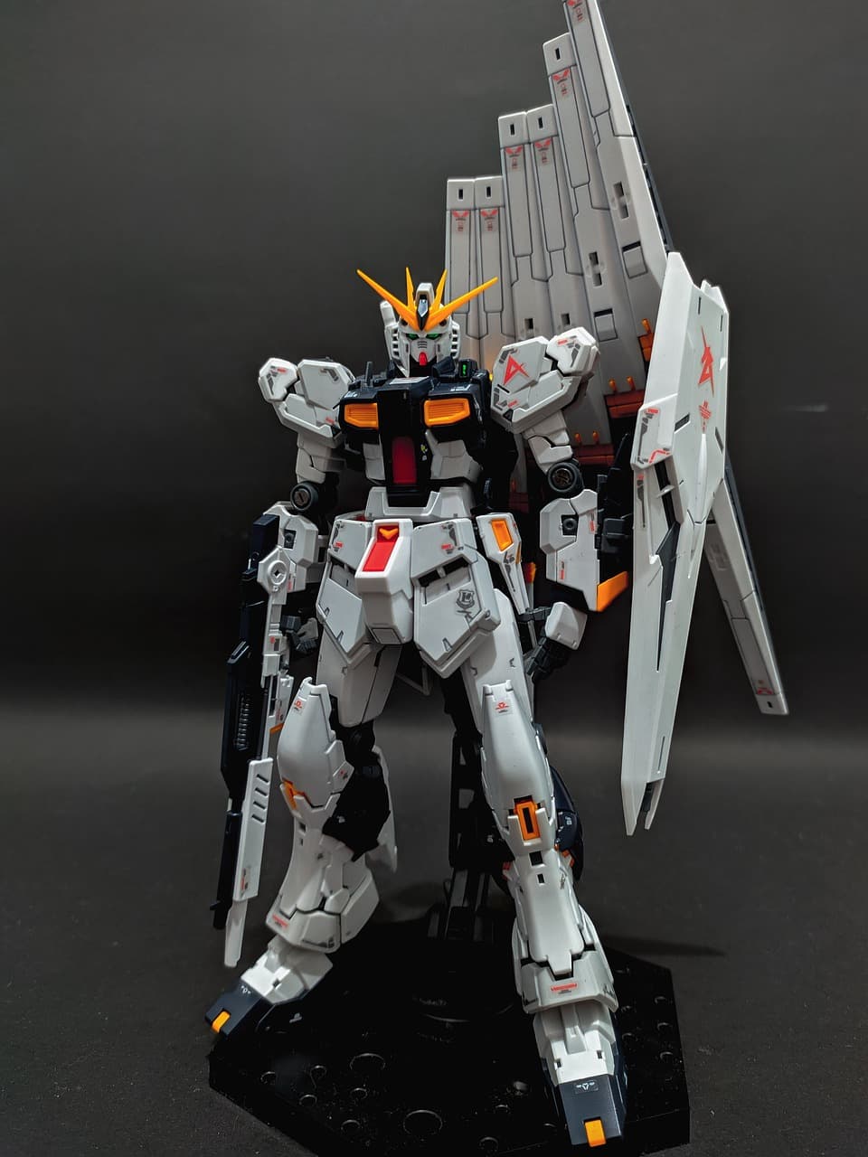 Image of GUNPLA MG 1/100 RX-93 V NU Gundam Ver.Ka.