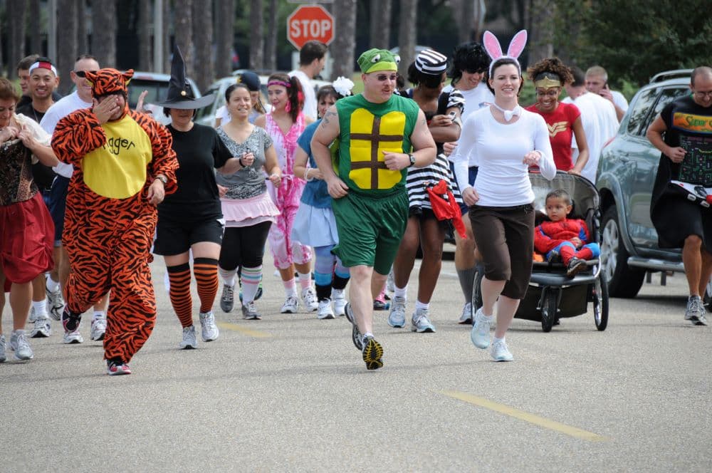 Image of Theme Run – You Pick My Outfit! 🎽